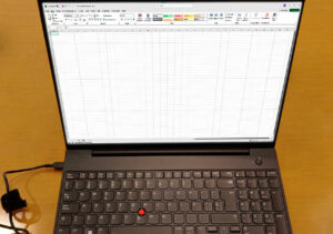 Microsoft-word-excel-y-outlook-afectados-con-problemas-por-la-actualizacion-KB5002700_portada